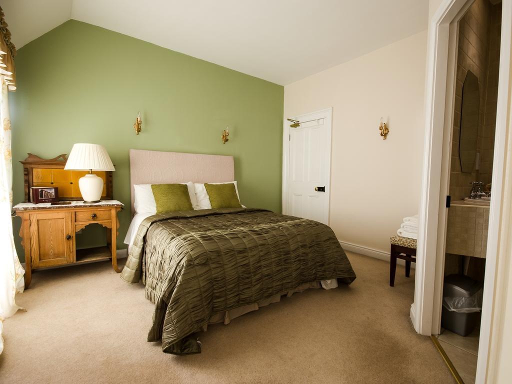 Meath Arms Country Inn Охрим Номер фото