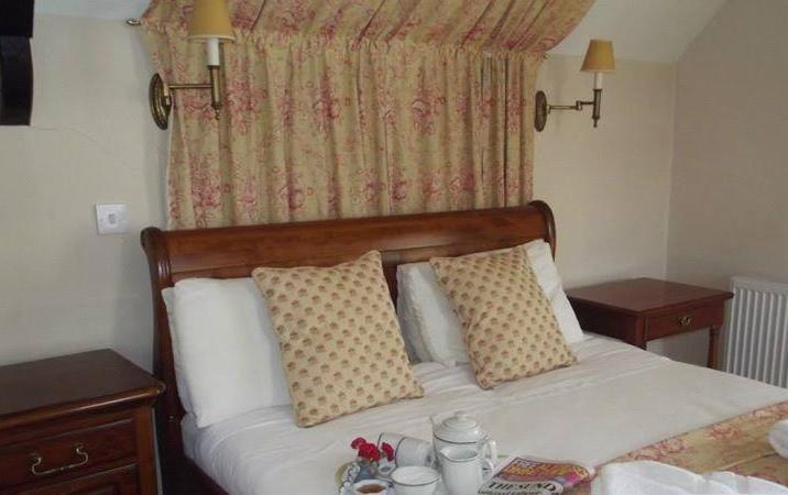 Meath Arms Country Inn Охрим Экстерьер фото